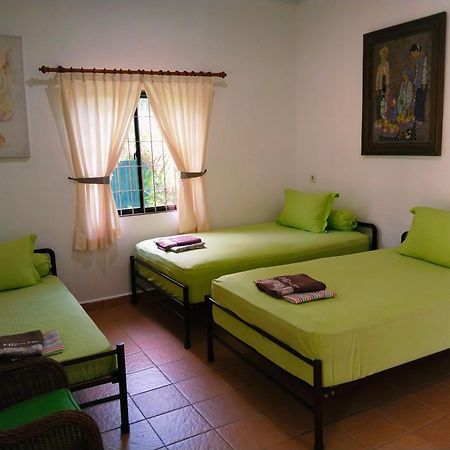 Hotel Mb Camp Singkil Gosongtelaga Exterior foto