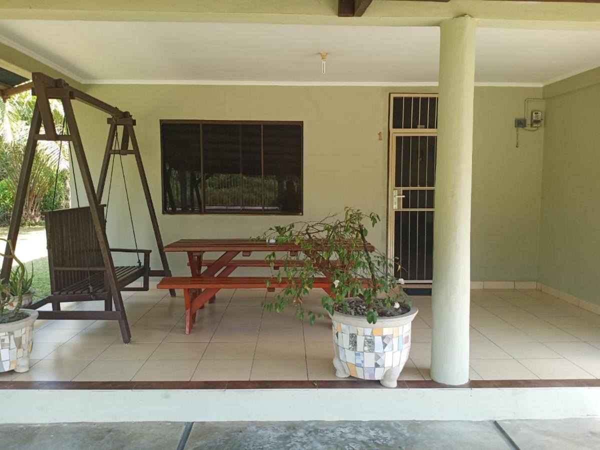 Hotel Mb Camp Singkil Gosongtelaga Exterior foto
