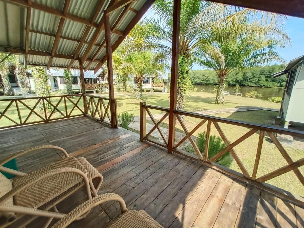 Hotel Mb Camp Singkil Gosongtelaga Exterior foto