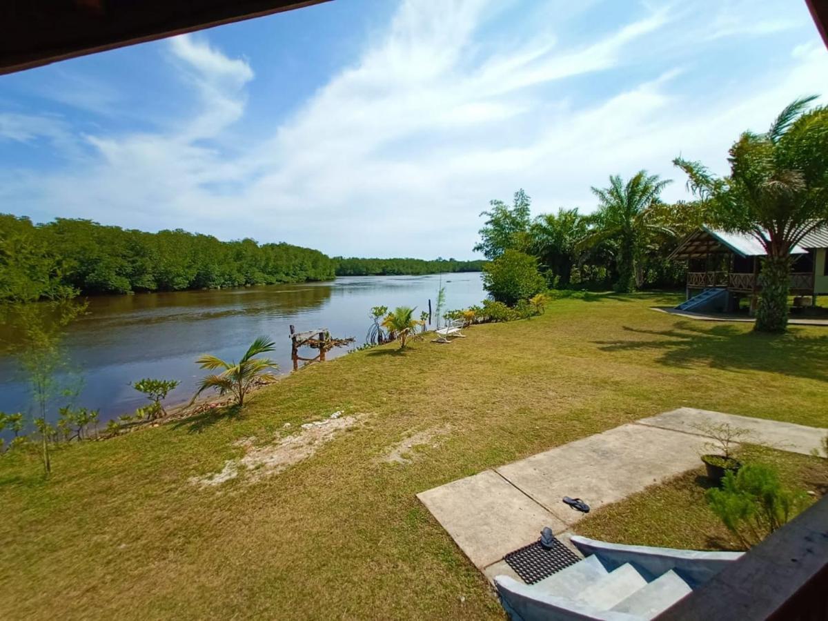Hotel Mb Camp Singkil Gosongtelaga Exterior foto
