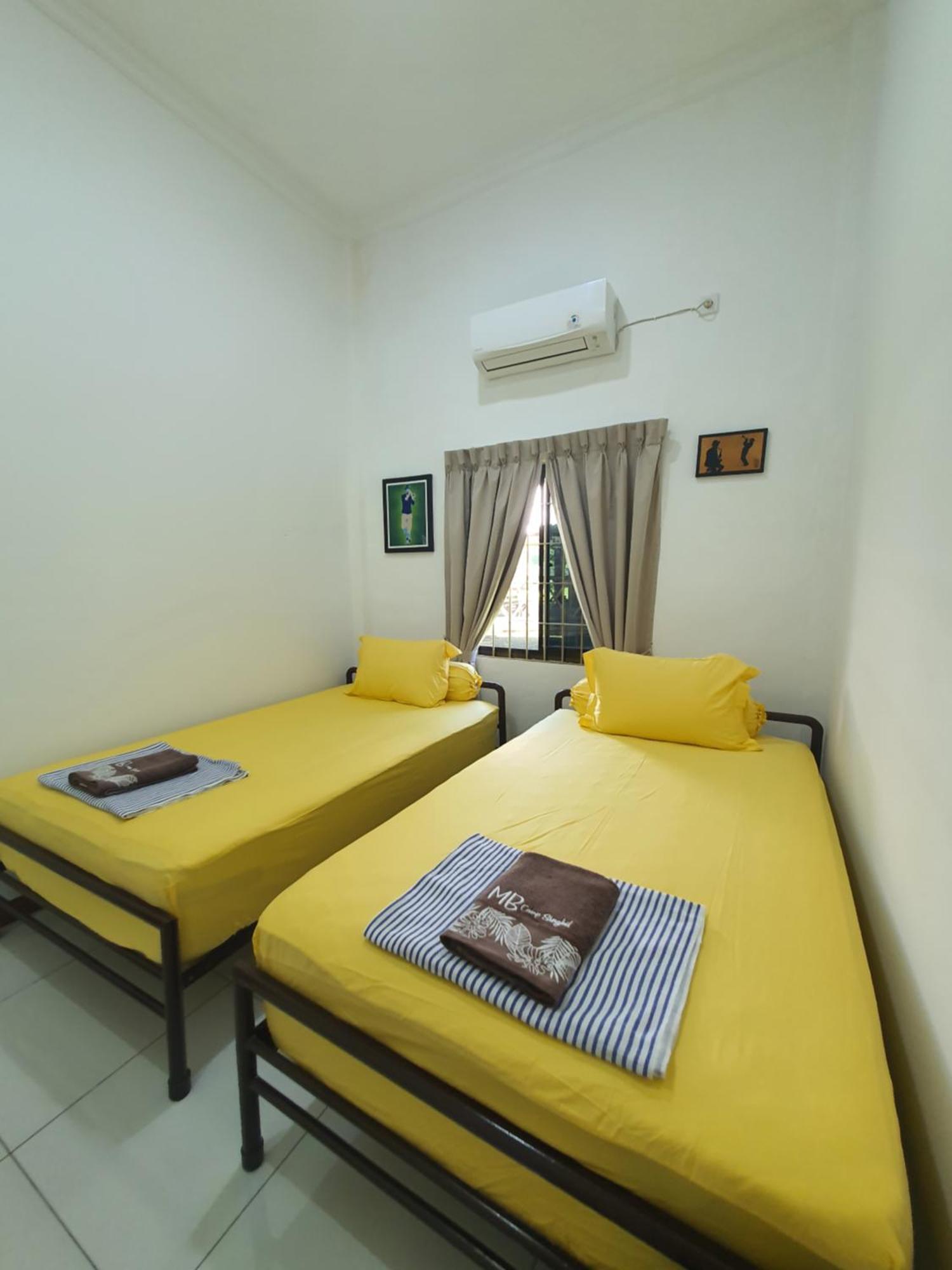 Hotel Mb Camp Singkil Gosongtelaga Exterior foto