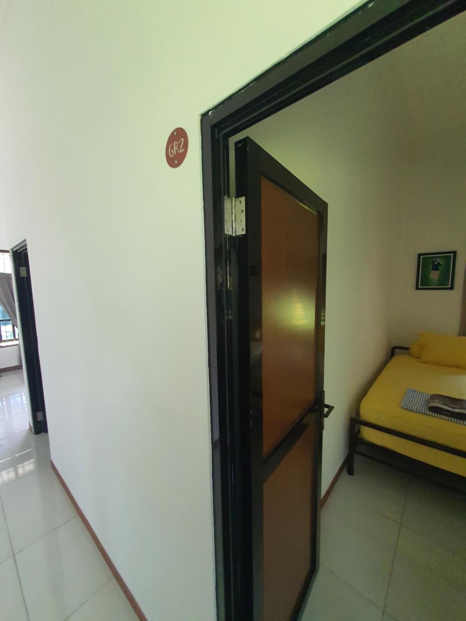 Hotel Mb Camp Singkil Gosongtelaga Exterior foto