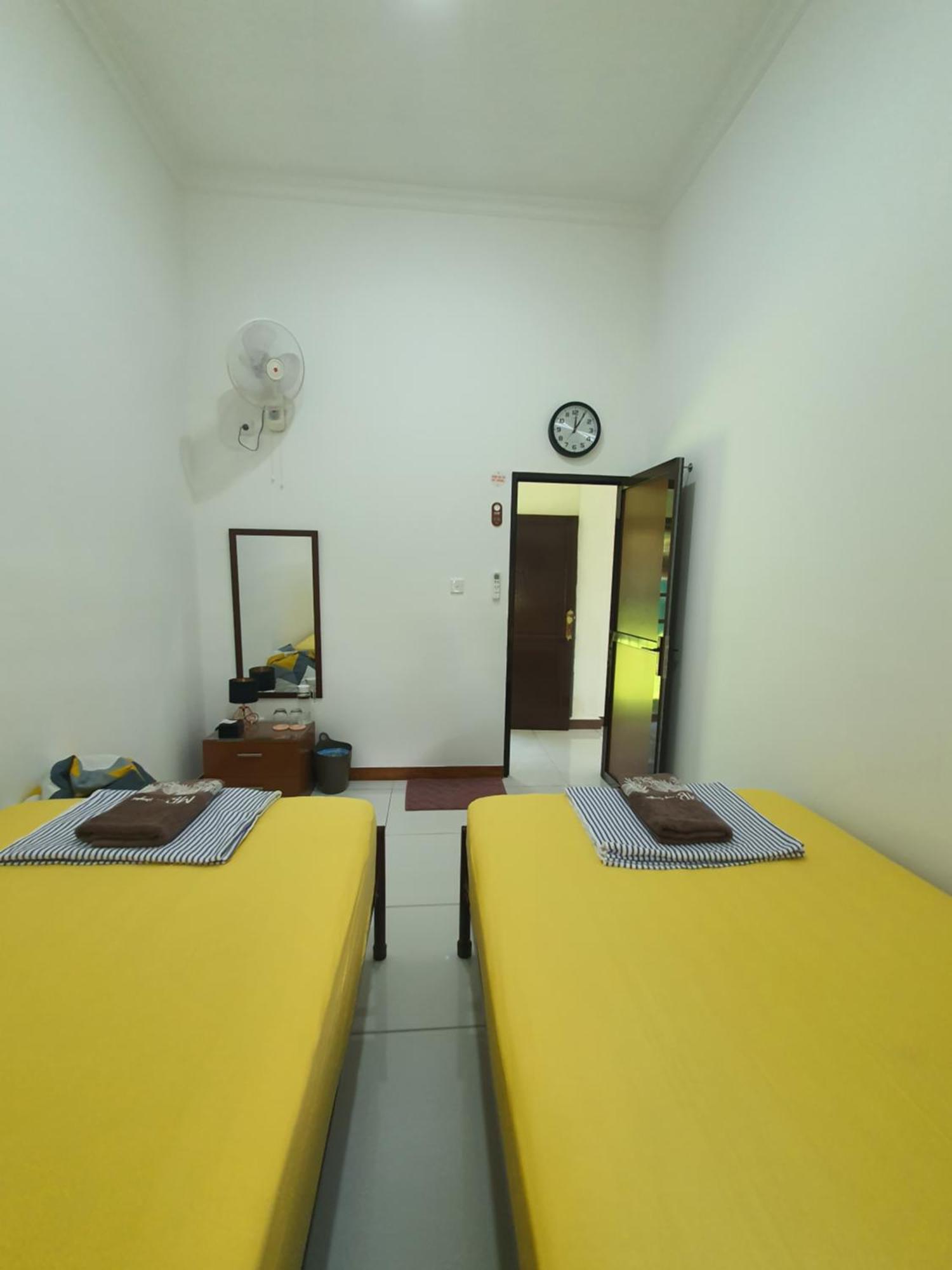 Hotel Mb Camp Singkil Gosongtelaga Exterior foto
