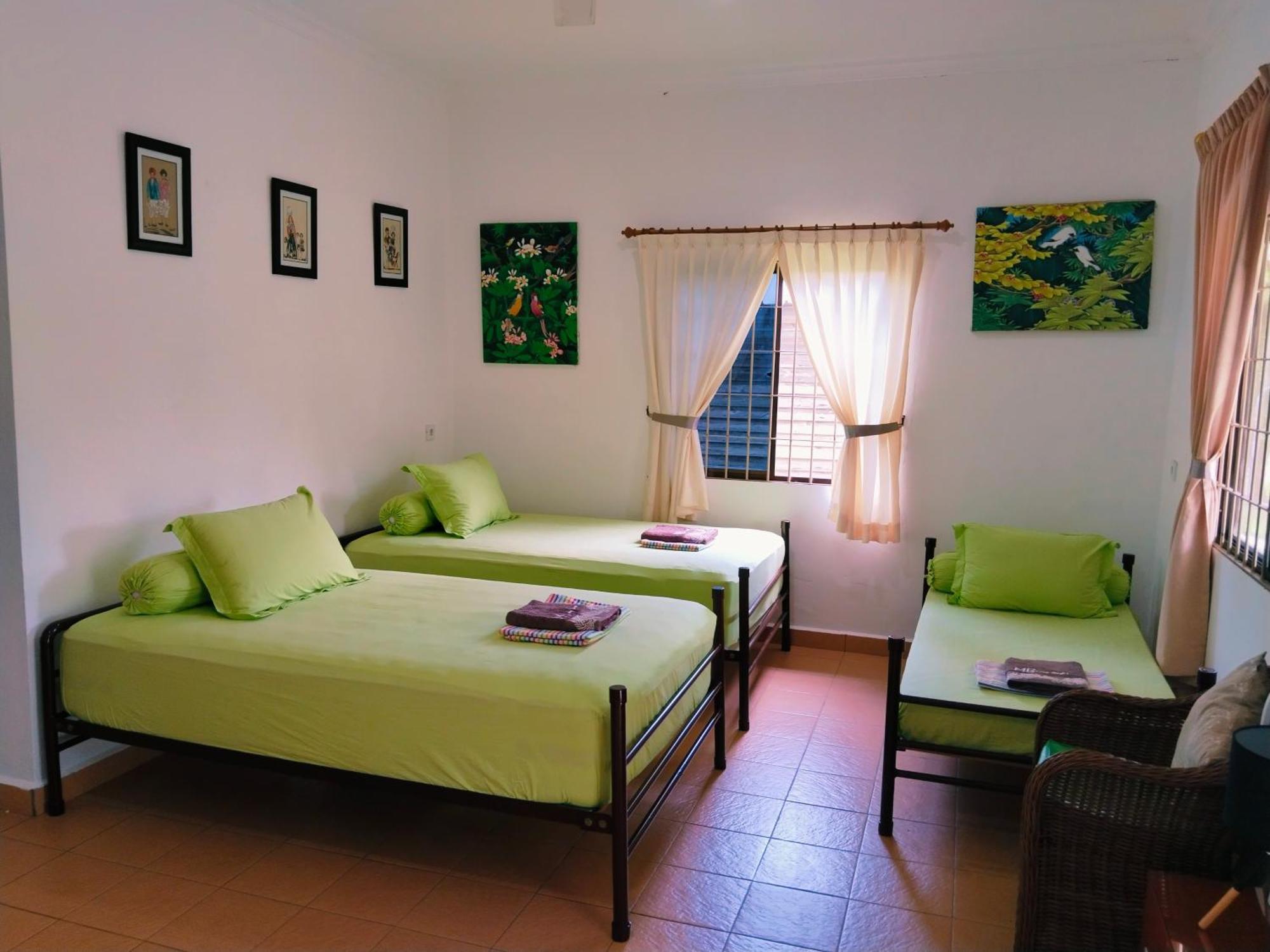 Hotel Mb Camp Singkil Gosongtelaga Exterior foto