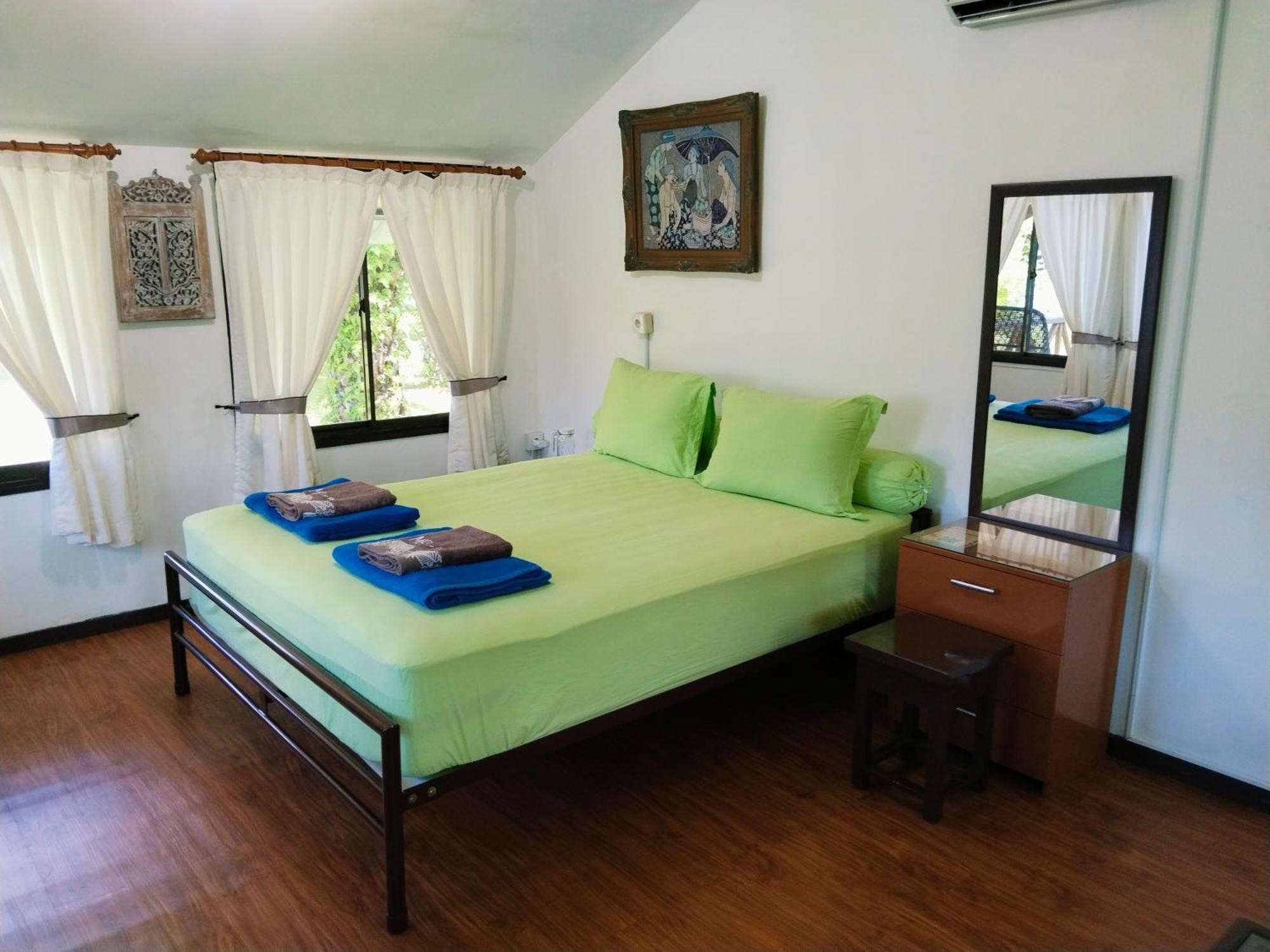Hotel Mb Camp Singkil Gosongtelaga Exterior foto